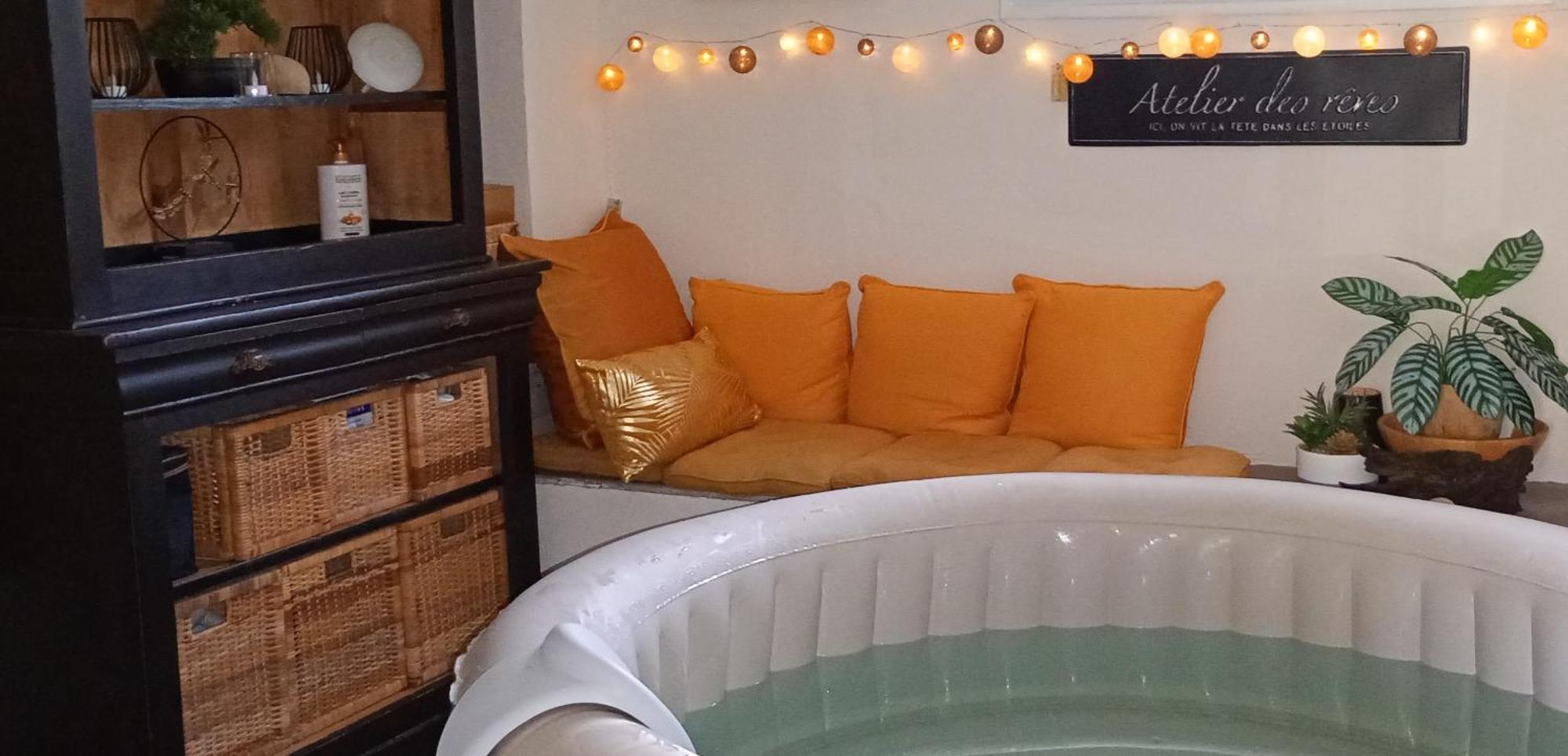 Le Clos Fleuri Segrie Bagian luar foto
