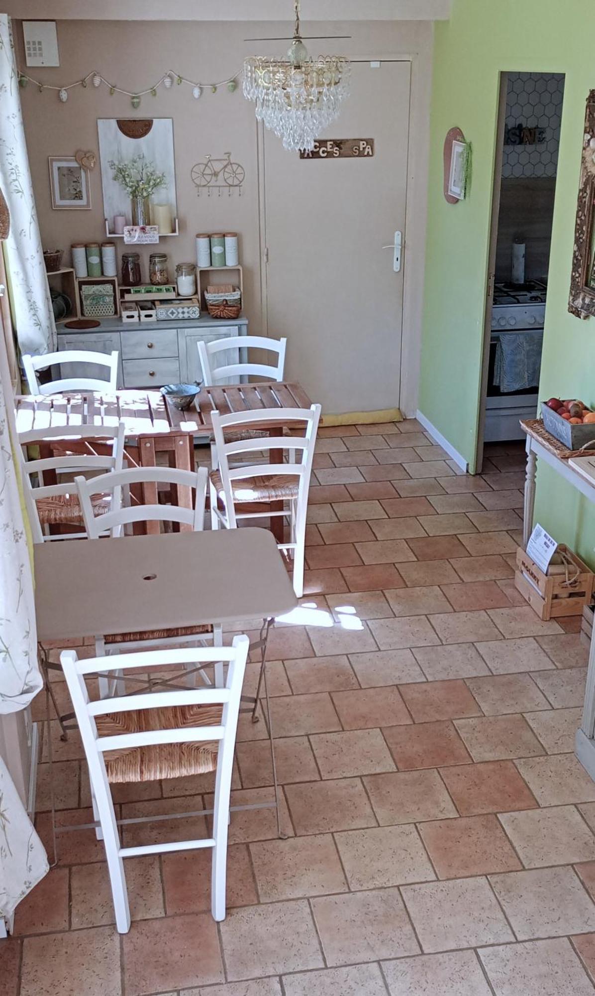Le Clos Fleuri Segrie Bagian luar foto